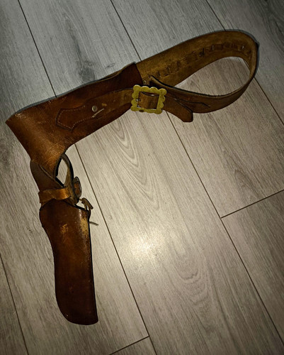 Brown leather revolver - brown,